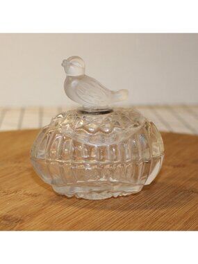 Hofbauer Byrdes Collection Lead Crystal Trinket Dish Frosted Bird Lid Egg-Shaped